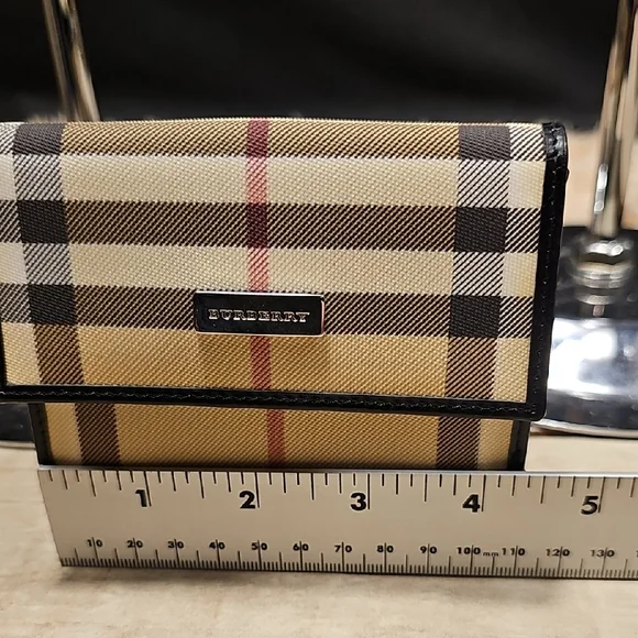 Burberry Classic Nova Check Small Wallet in Beige with Black Trim - Picture 6 of 8